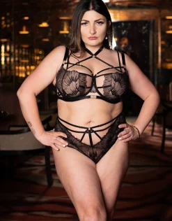 High-Brazilian FemFatale black*SugarShape Sale
