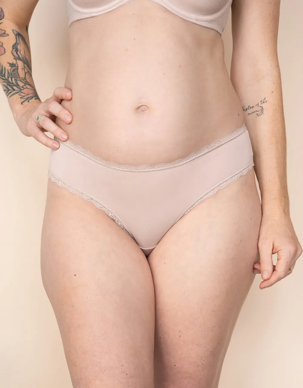 String Basic sand*SugarShape Outlet