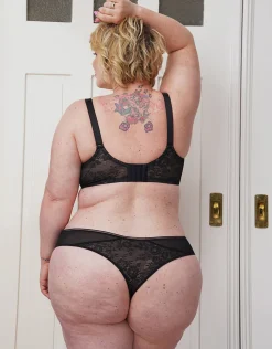 String True Lace black*SugarShape