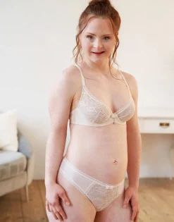 String Valerie cream*SugarShape New